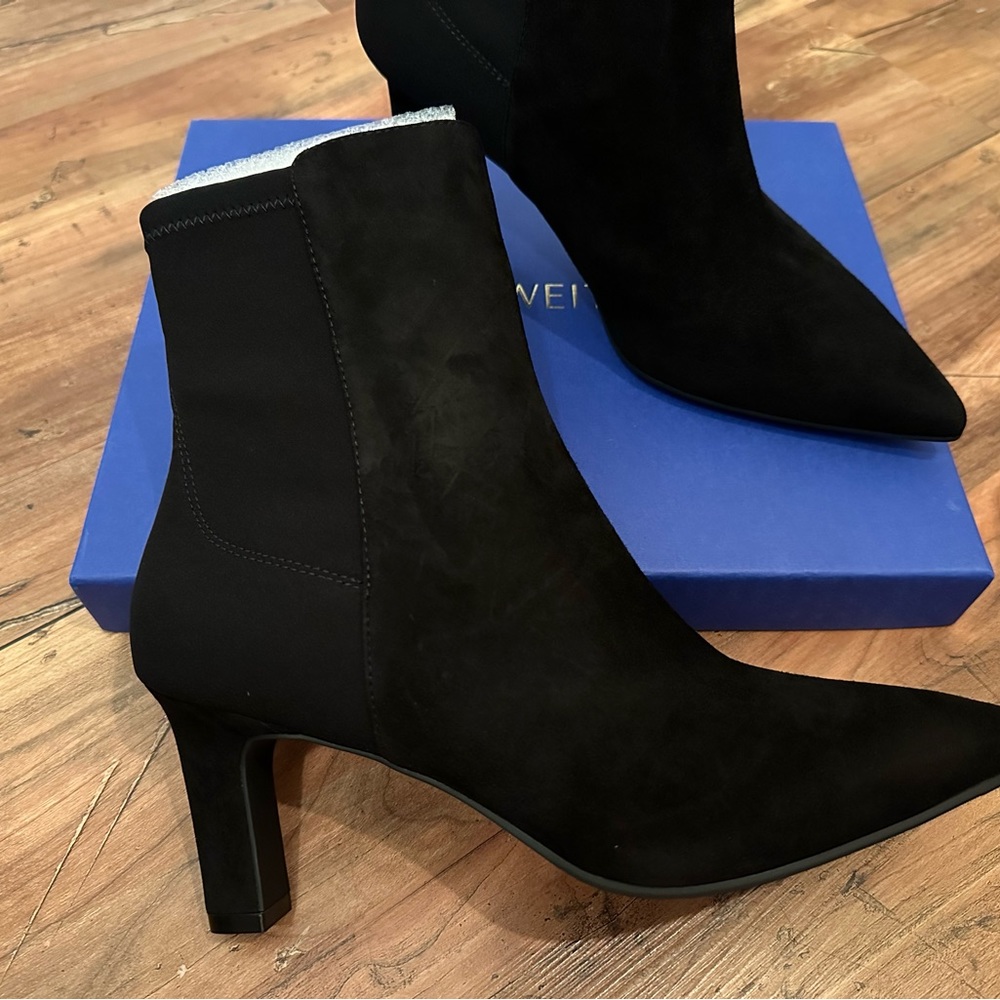 NWT STUART WEITZMAN Lauri 75 Black Boots SUEDE size 8